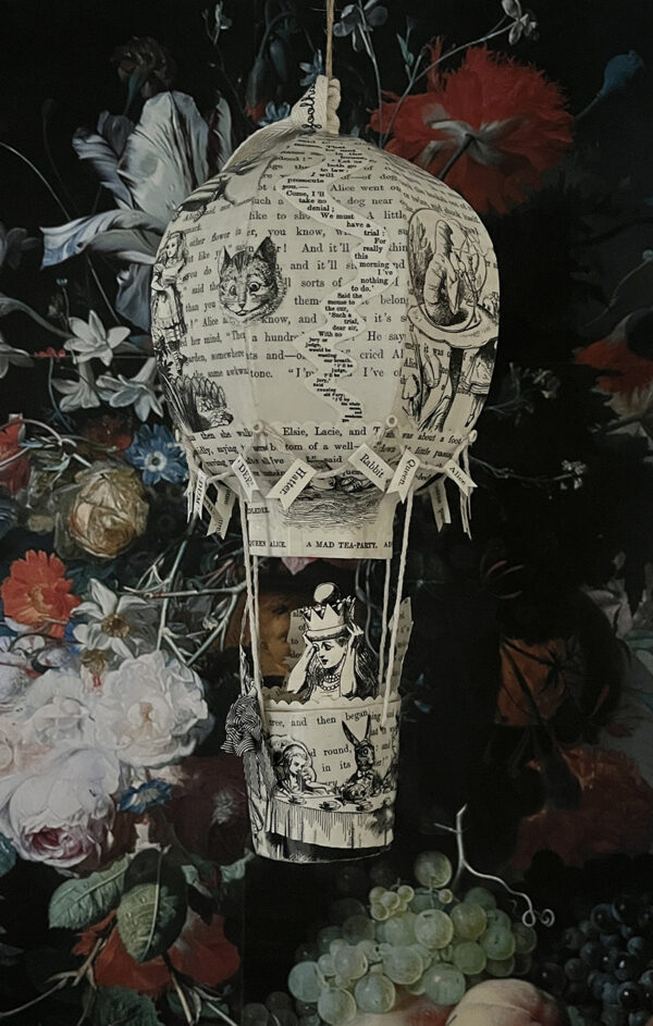 ALICE IN WONDERLAND - Image 2